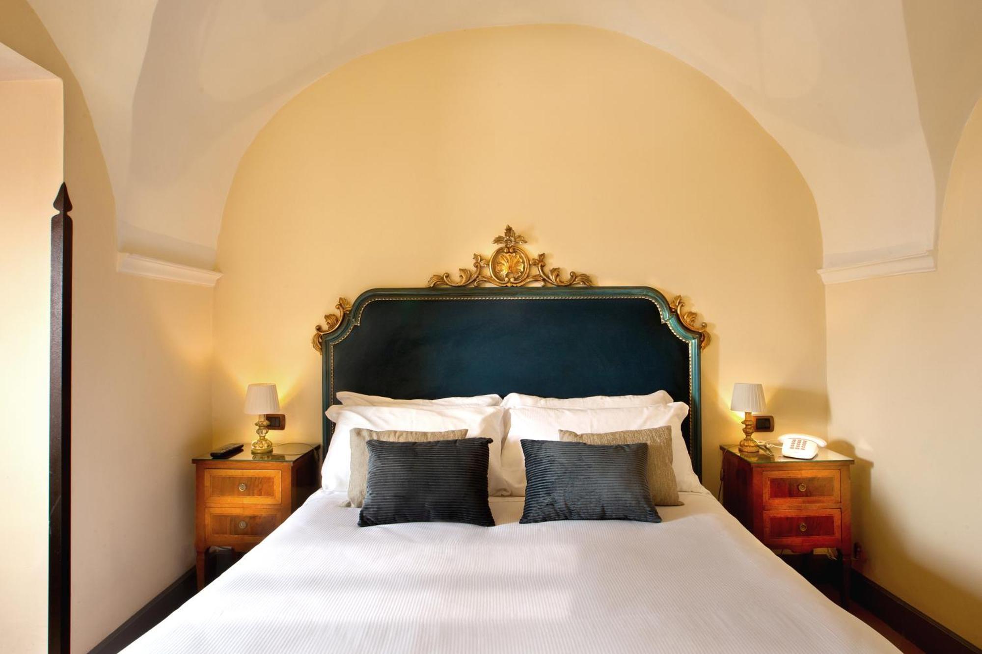 Classic Double or Twin Room Sea View