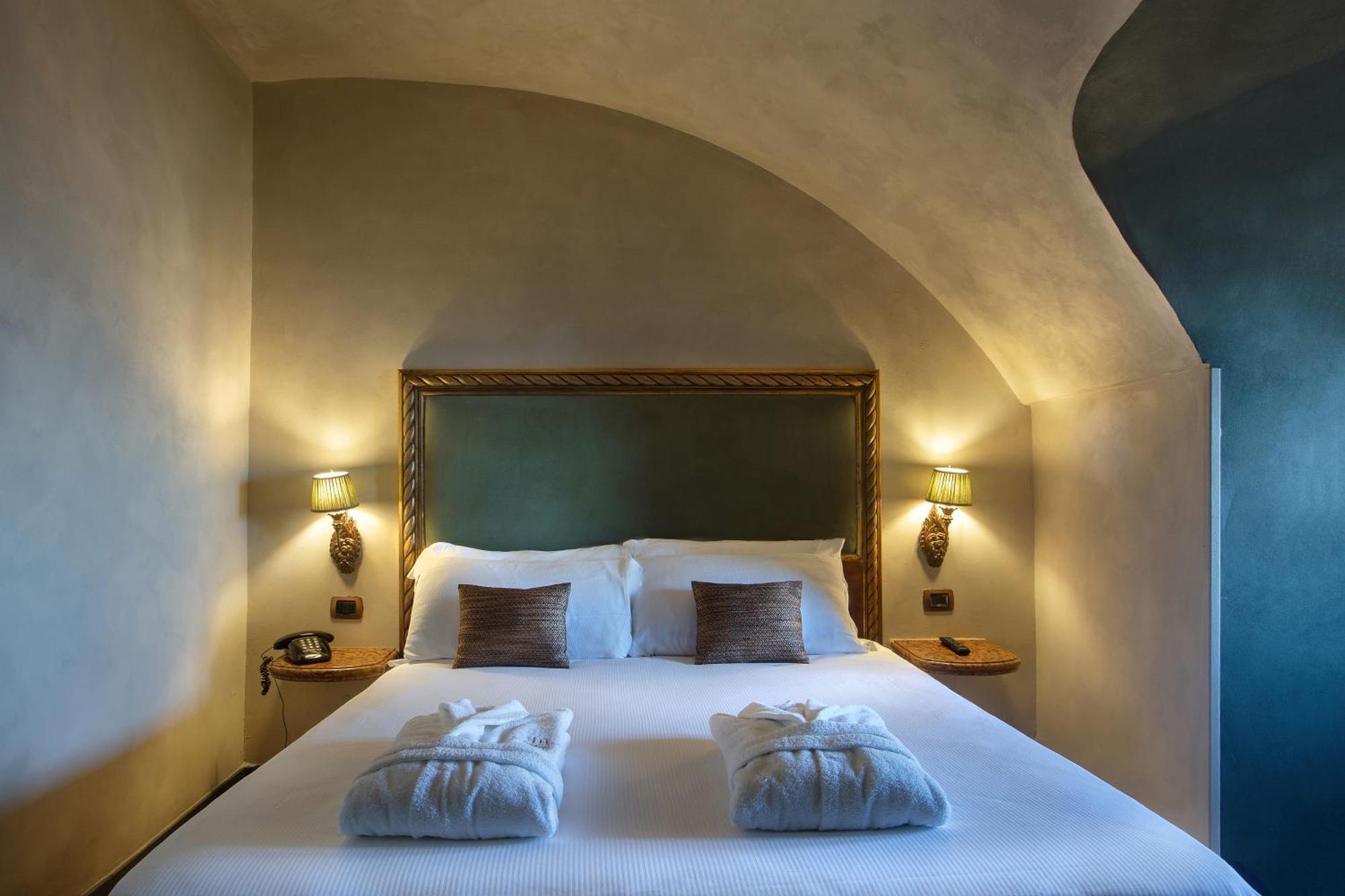 Classic Double or Twin Room Sea View